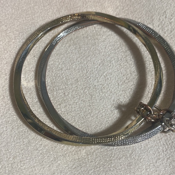 Jessica Simpson  braclet - Picture 5 of 9